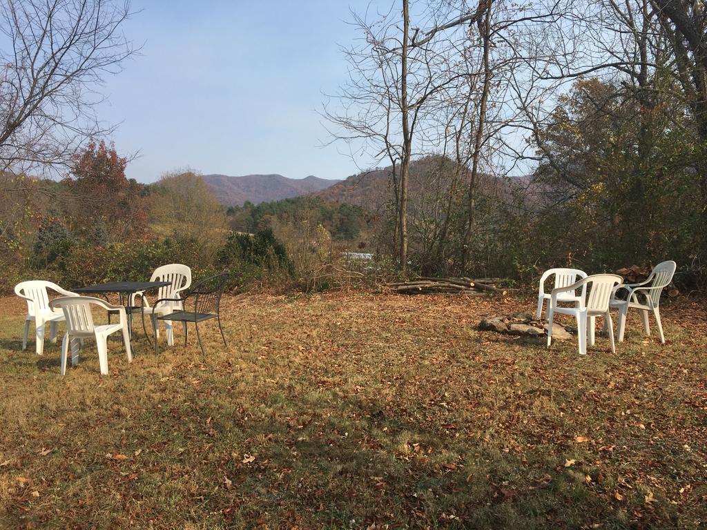 Вилла Serenity Views Bungalow - Close To City And Parkway! Weaverville Экстерьер фото